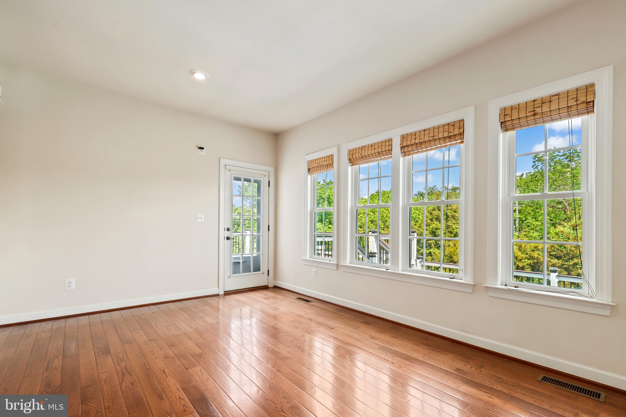 44405 Stone Roses Circle Ashburn, VA 20147 - Photo 30 of 75