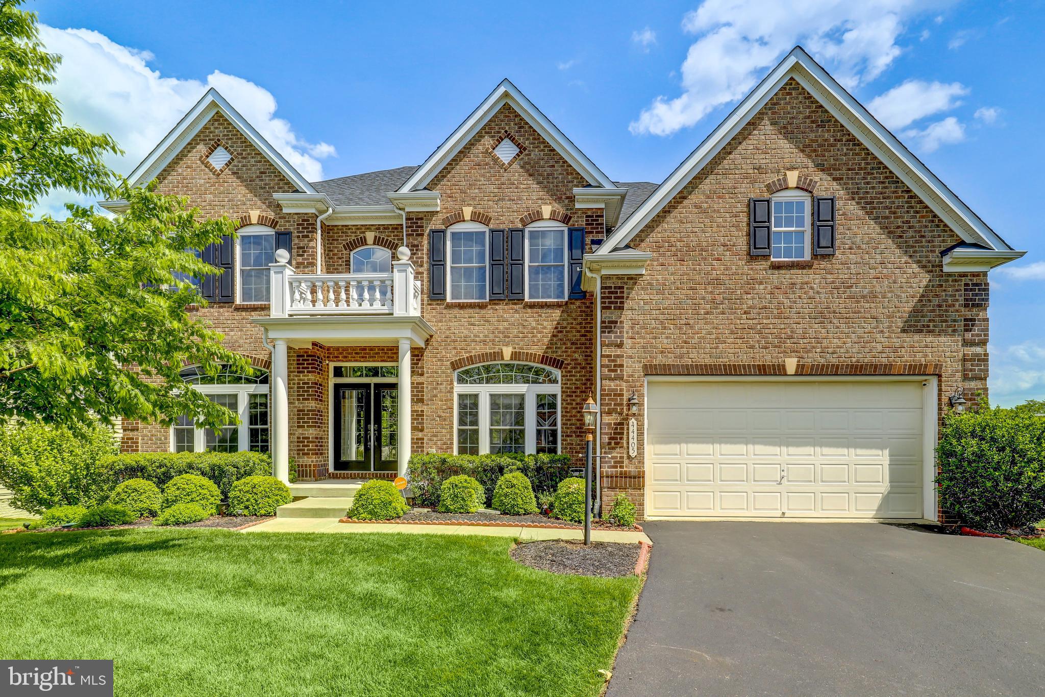 44405 Stone Roses Circle Ashburn, VA 20147 - Photo 4 of 75