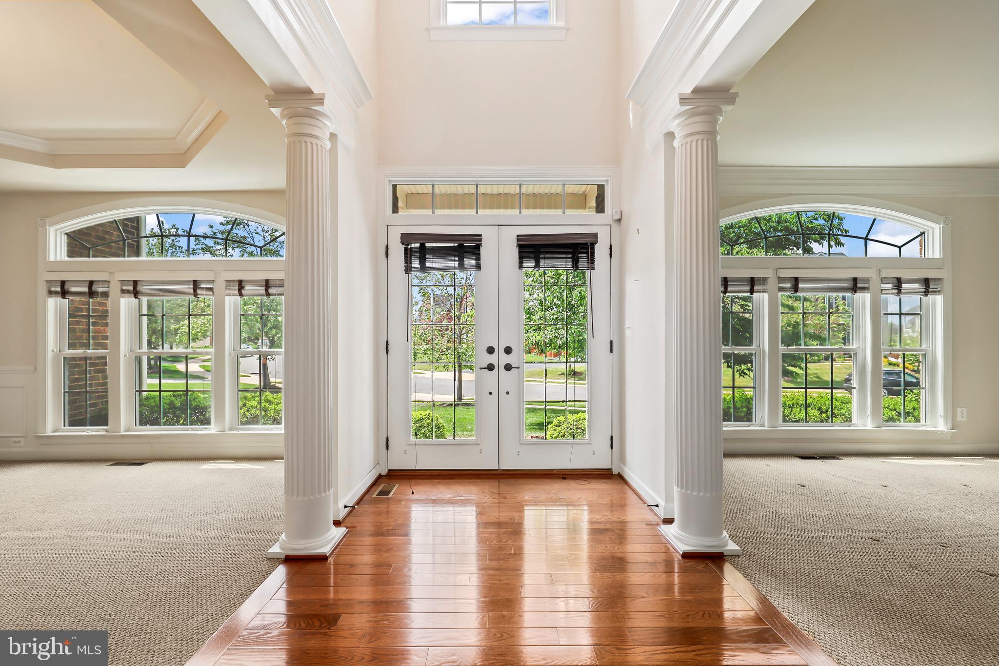 44405 Stone Roses Circle Ashburn, VA 20147 - Photo 7 of 75