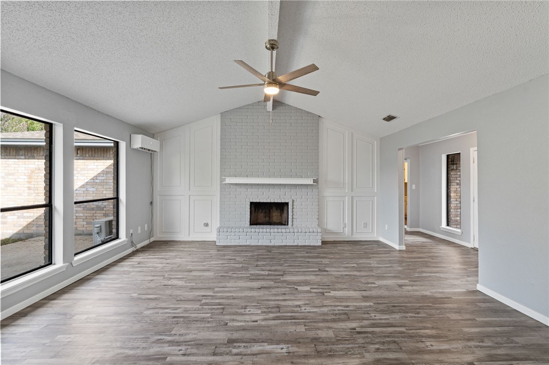 5222 Inverness Drive Corpus Christi, TX 78413 - Photo 4 of 30