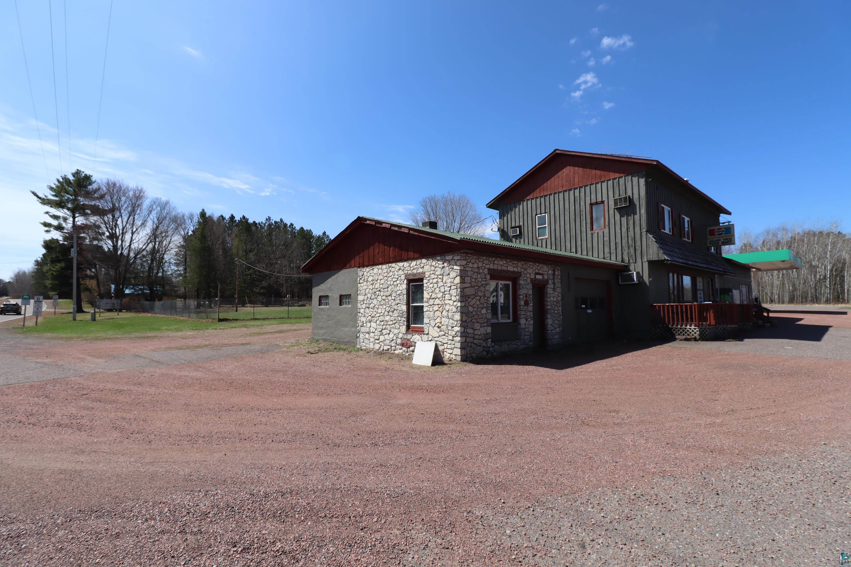 22195 Highway 63 Grand View, WI 54839 - Photo 4 of 45