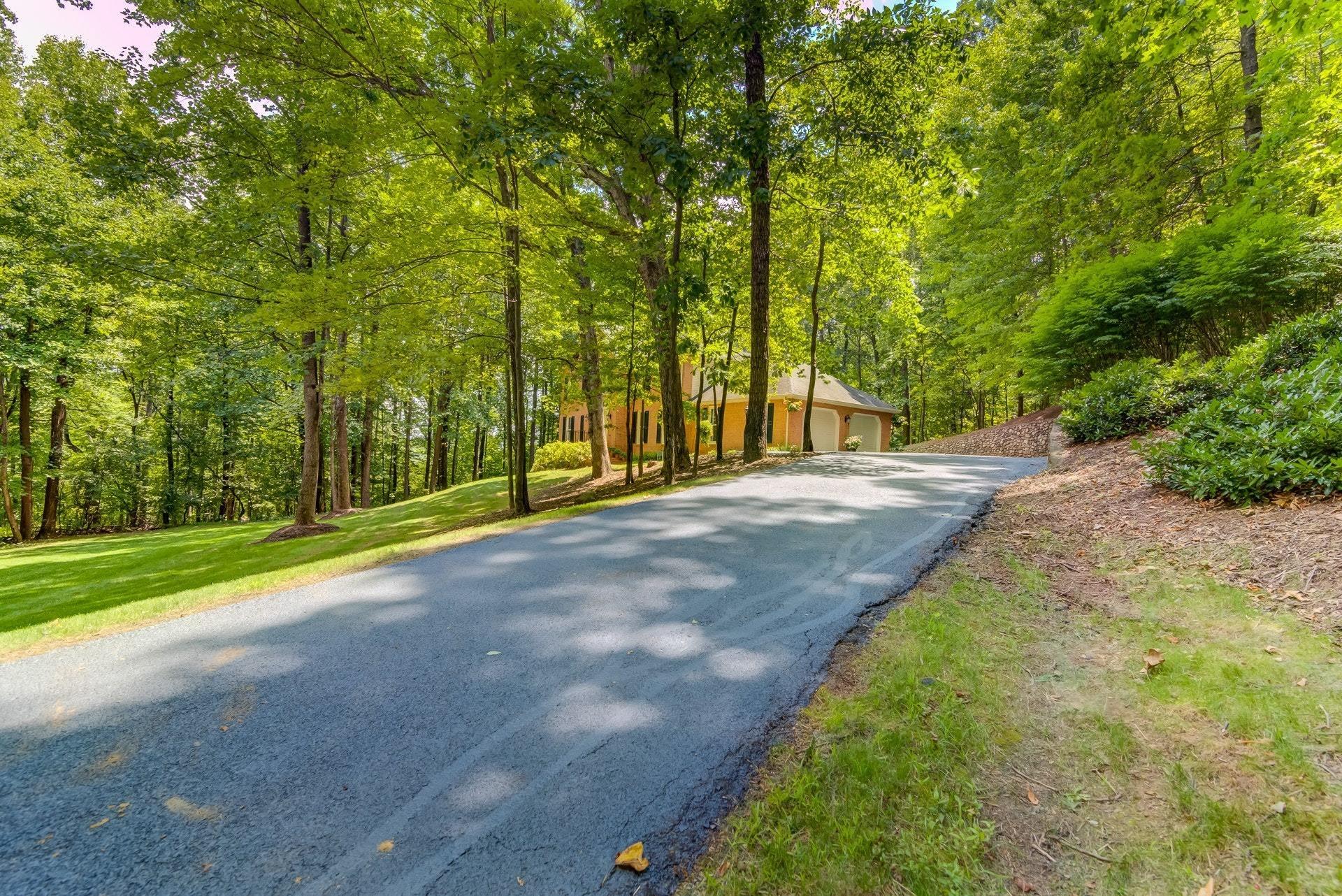 825 Stayman Road Roanoke, VA 24019 - Photo 45 of 46 044-320947-44-untitled-5-29_8006059