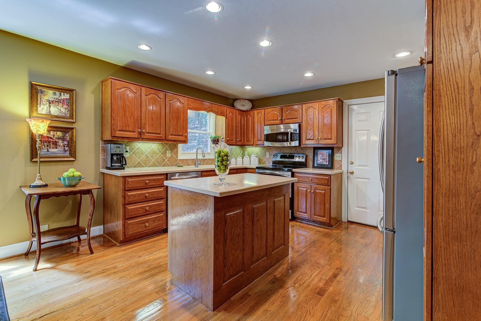 825 Stayman Road Roanoke, VA 24019 - Photo 9 of 46 008-320947-08-untitled-40_8006023