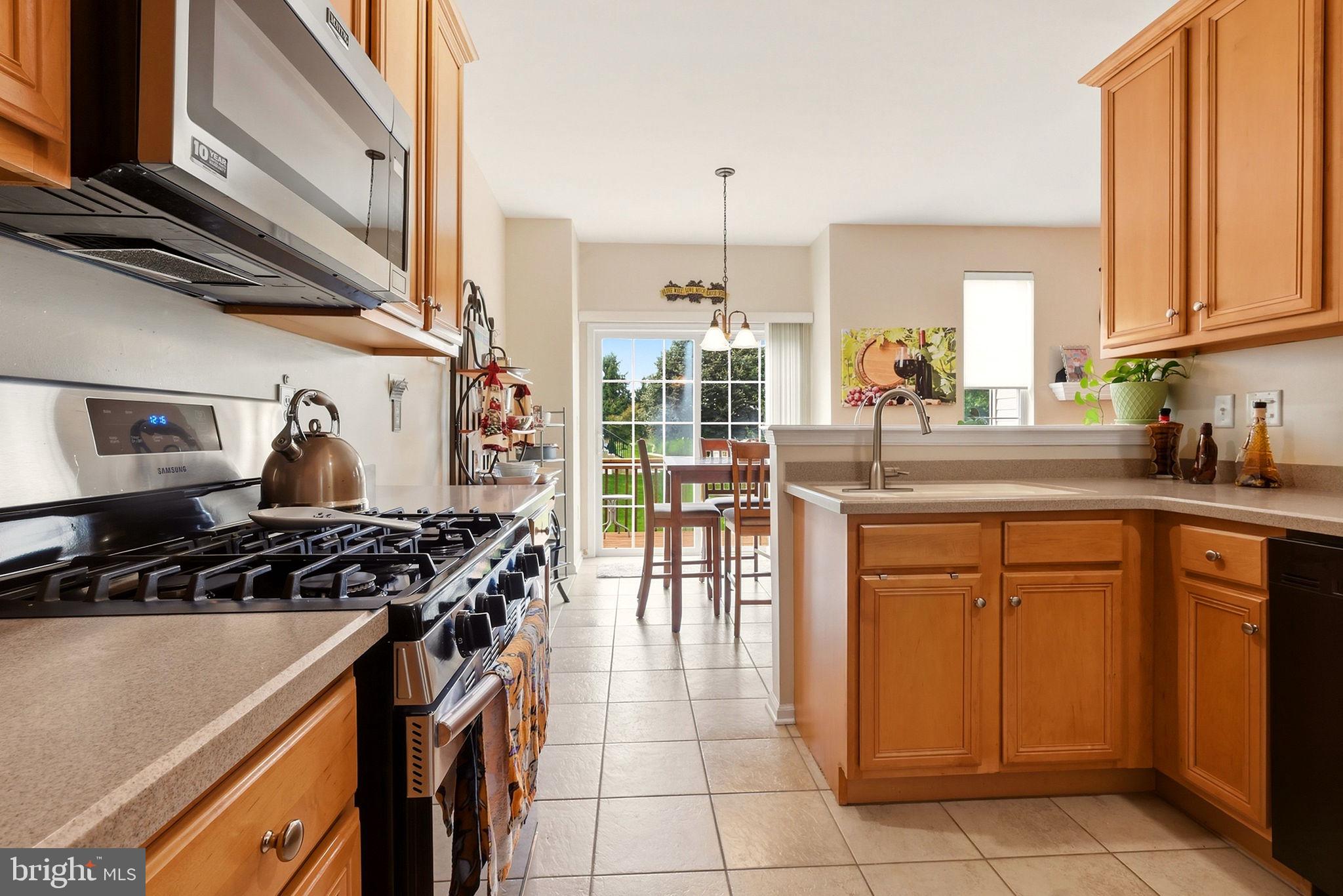 221 Hawthorne Way Riverside, NJ 08075 - Photo 6 of 25 Gallery Image 6