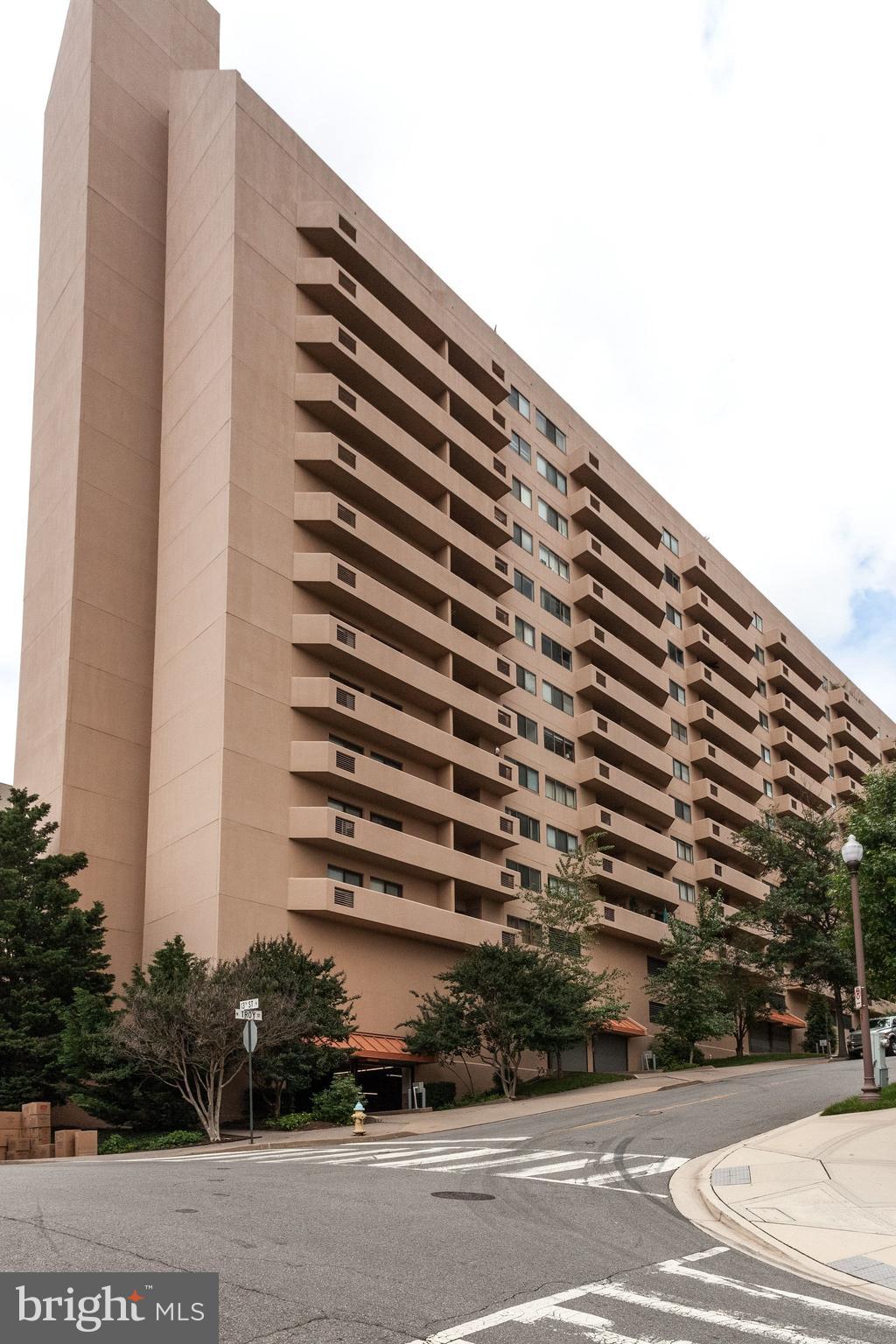 1301 North Courthouse Road, Unit 1509 Arlington, VA 22201 - Photo 44 of 49