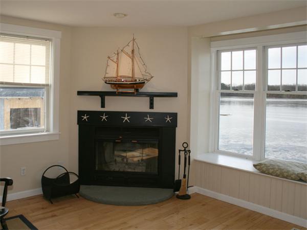 285 White Pond Road Lancaster, MA 01523 - Photo 5 of 25 Gallery Image 5