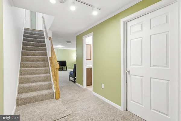 $589,000 | 12150 Wedgeway Court, Fairfax, VA 22033