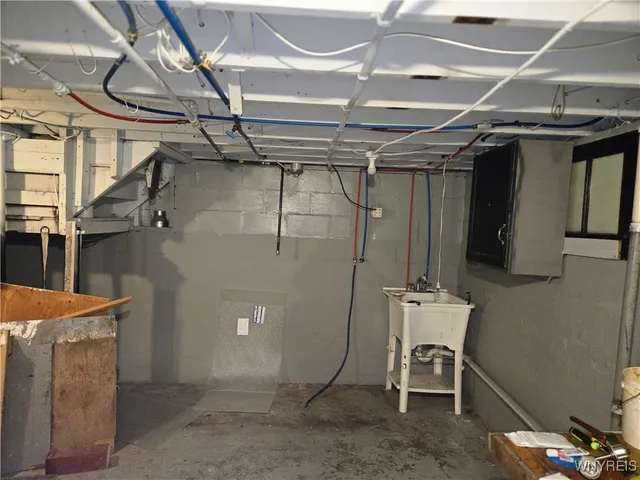 $185,000 | 12 Maldiner Avenue, Tonawanda, NY 14150