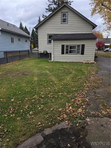 $185,000 | 12 Maldiner Avenue, Tonawanda, NY 14150