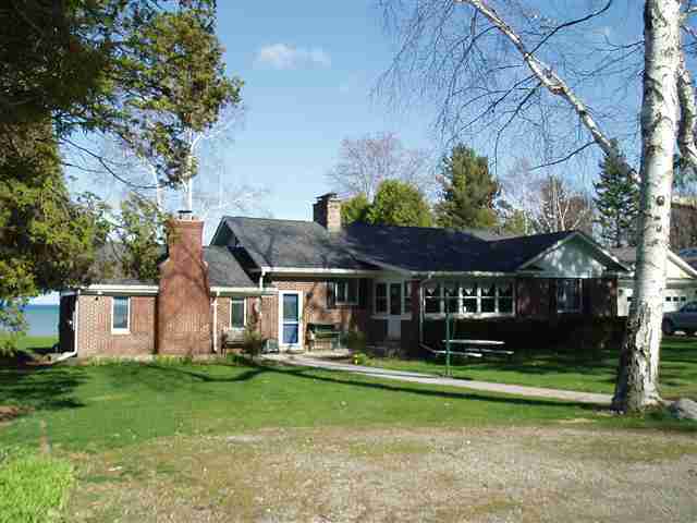 3101 Lakeshore Road Lexington, MI 48450 - Photo 1 of 30 31089172.JPG