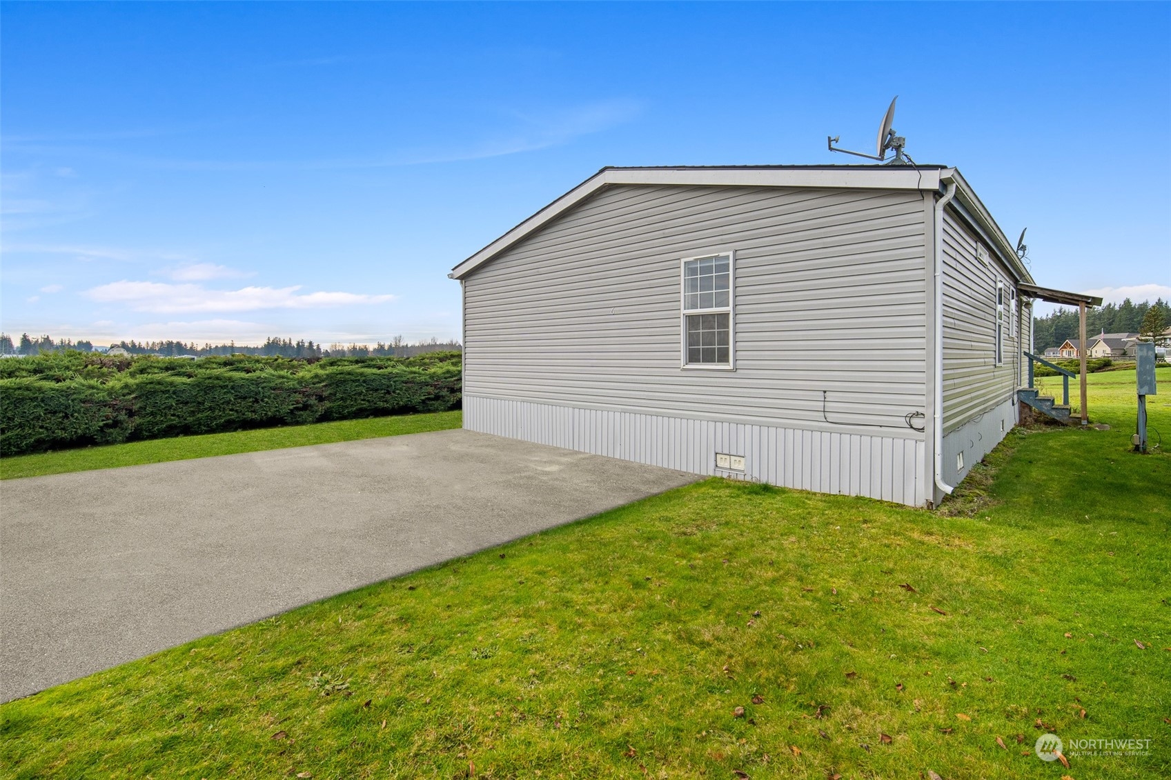 7343 Hannegan Road, Unit 6 Lynden, WA 98264 - Photo 2 of 32