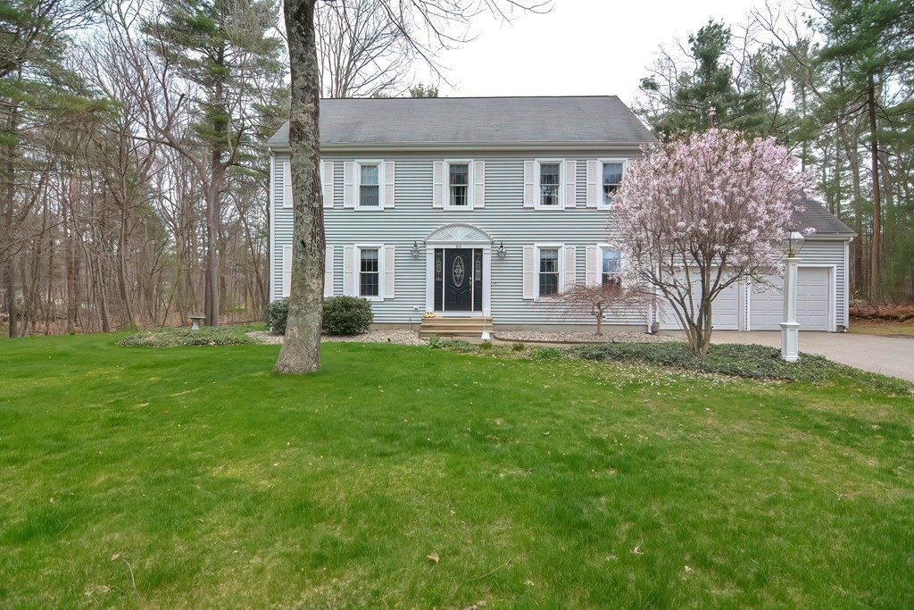 83 MacArthur Road Northbridge, MA 01534 - Photo 1 of 33