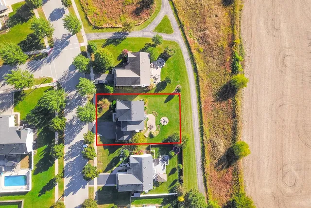 $3,999 | 24525 Champion Drive, Plainfield, IL 60585