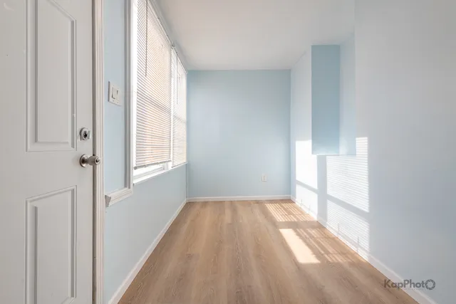 $2,000 | 2821 South Emerald Avenue, Unit 1R, Chicago, IL 60616