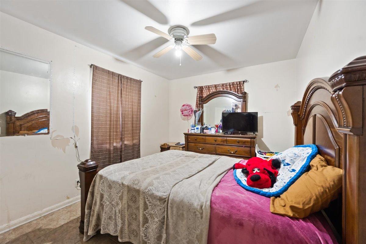 420 West 27th Street Riviera Beach, FL 33404 - Photo 10 of 19 09-DSC_0134