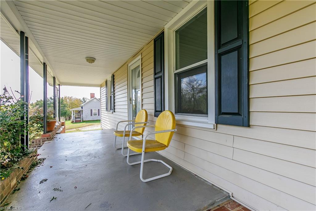 1054 George Bason Road Graham, NC 27253 - Photo 4 of 18 Gallery Image 4