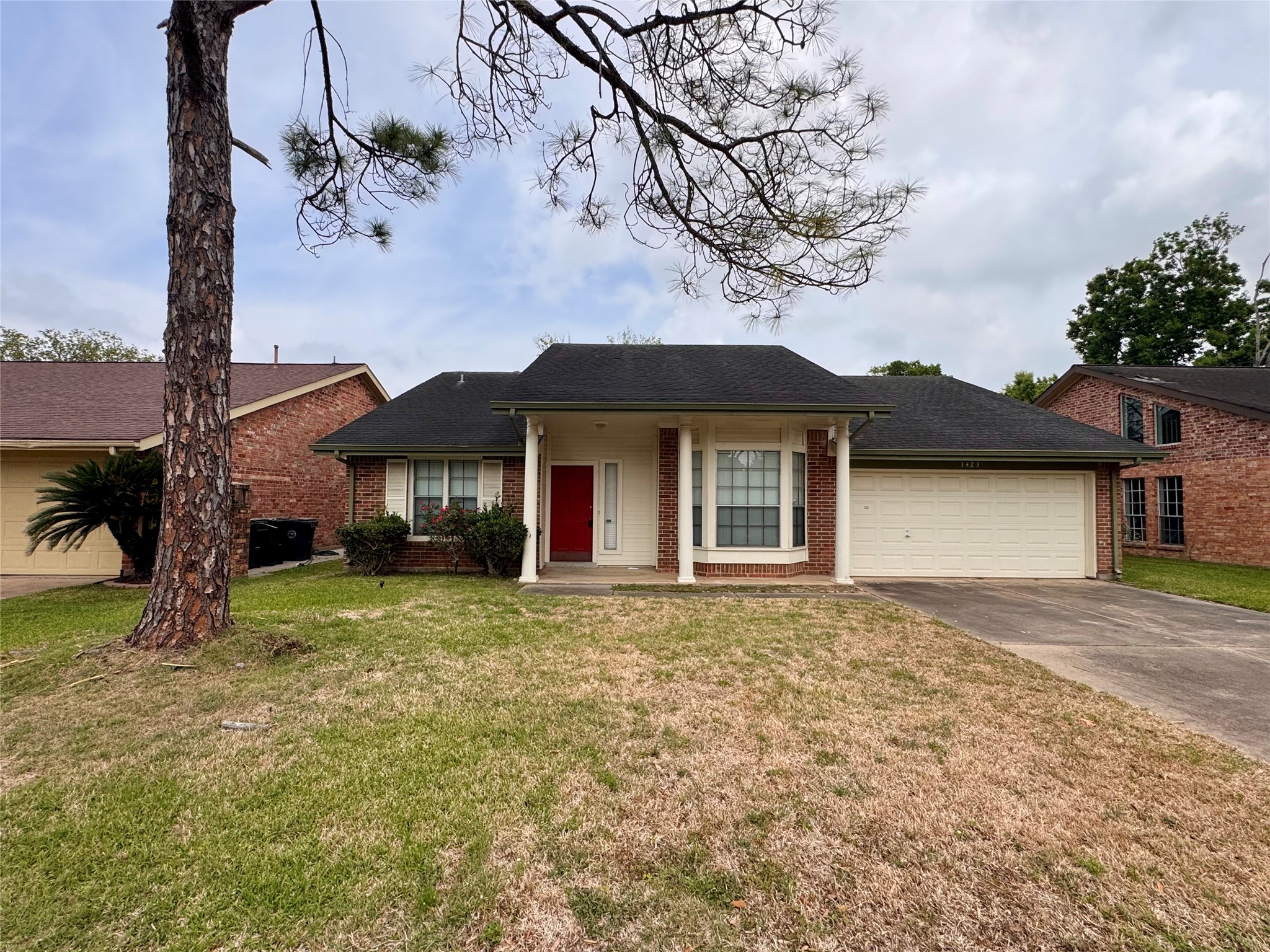 3423 Pecan Point Drive Sugar Land, TX 77478 - Photo 1 of 10 Front of the home