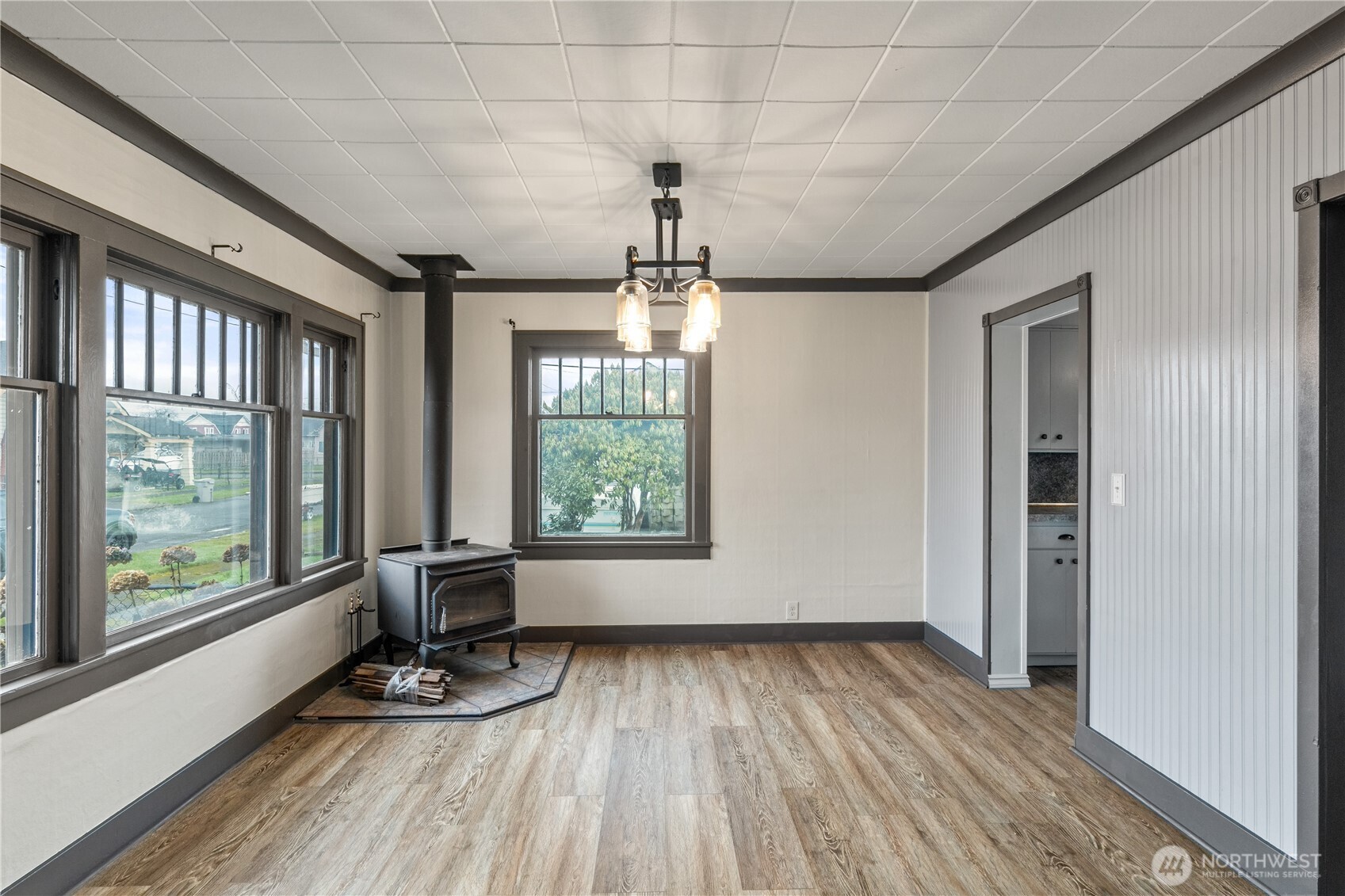 513 E Street Cosmopolis, WA 98537 - Photo 4 of 34