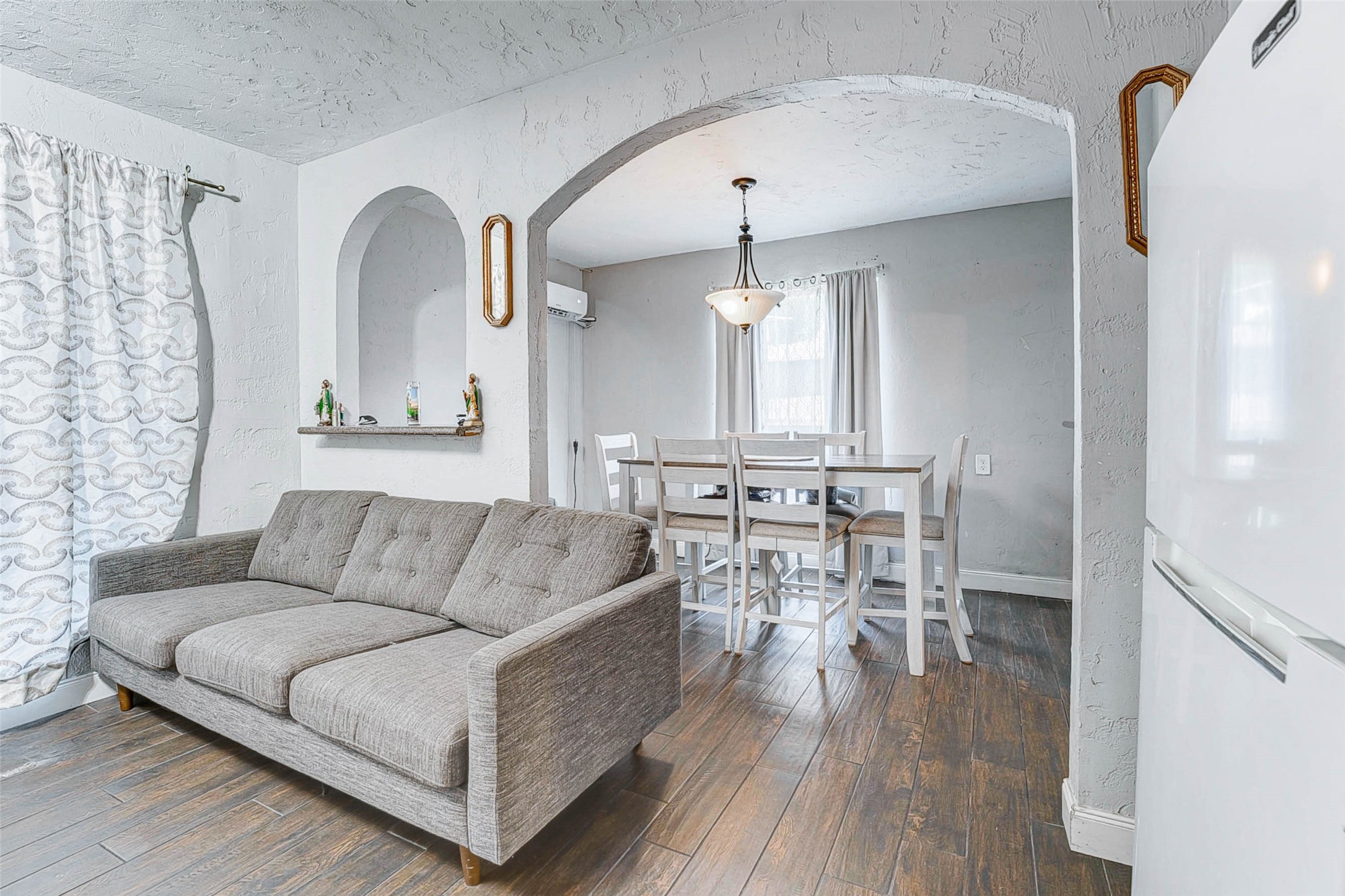 3623 Inez Street Fresno, TX 77545 - Photo 13 of 33 a living room with furniture and wooden floor
