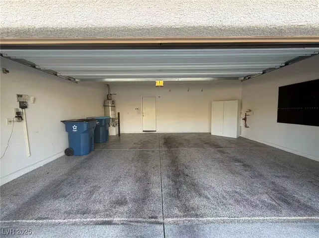 $2,100 | 10581 Cliff Lake Street, Las Vegas, NV 89179