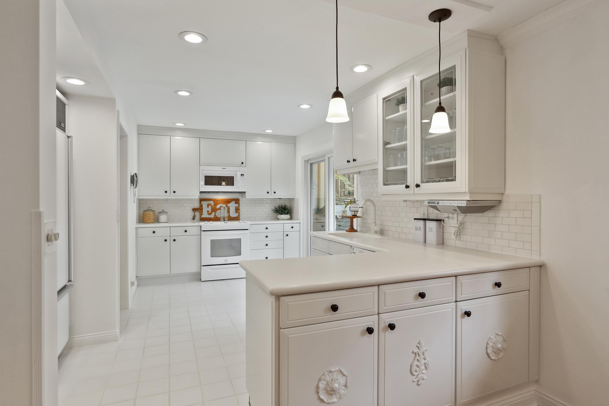 6829 Valley View Road Edina, MN 55439 - Photo 12 of 34 Gallery Image 12