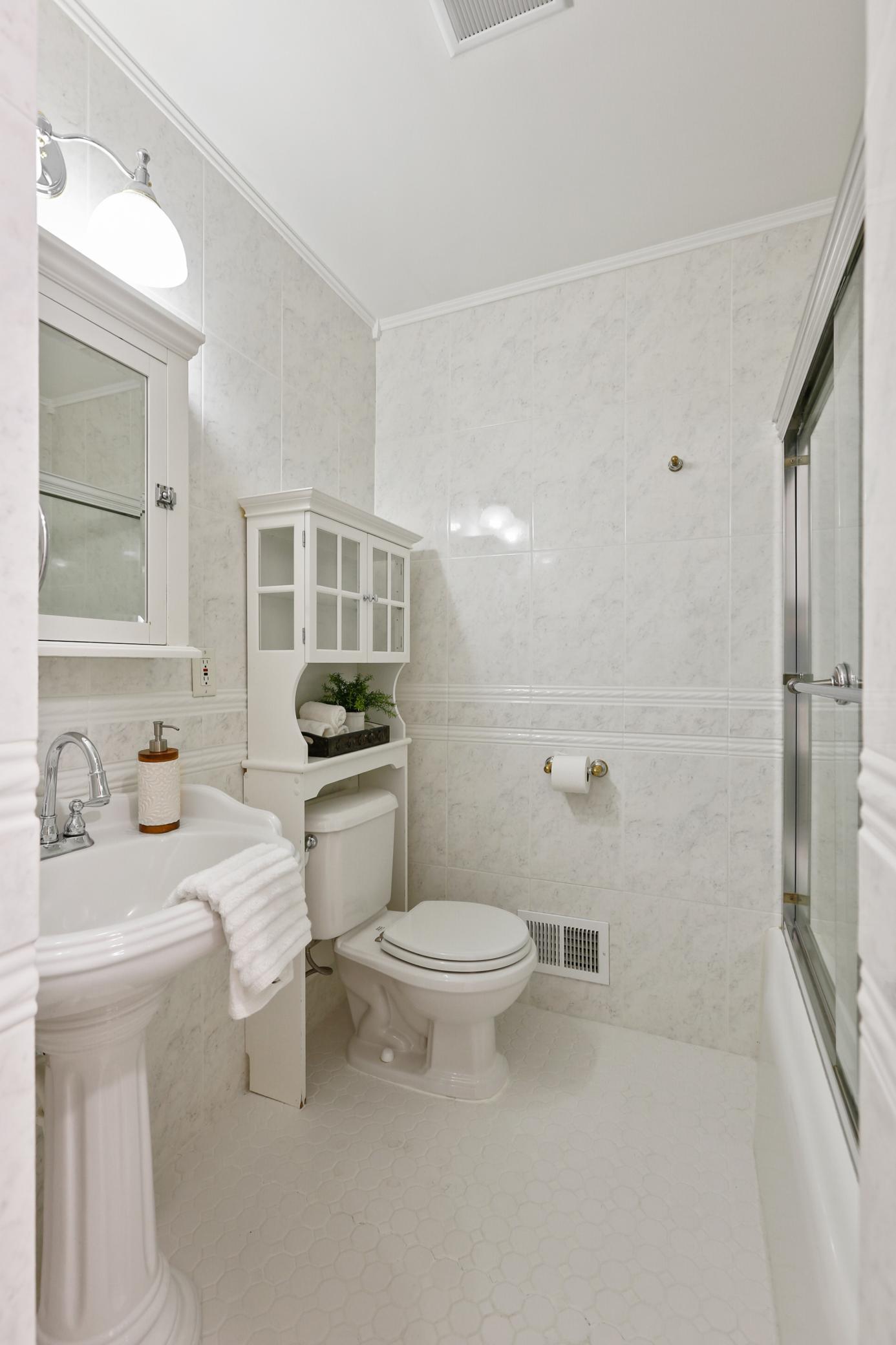 6829 Valley View Road Edina, MN 55439 - Photo 21 of 34 Gallery Image 21