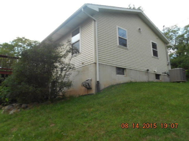3249 Sayles Road Ionia, MI 48846 - Photo 2 of 14 DSCN0764