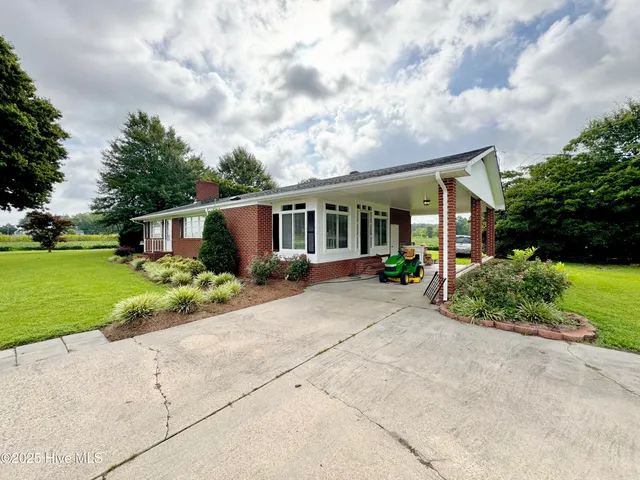 $245,000 | 4877 Watering Pond Road, Pink Hill, NC 28572