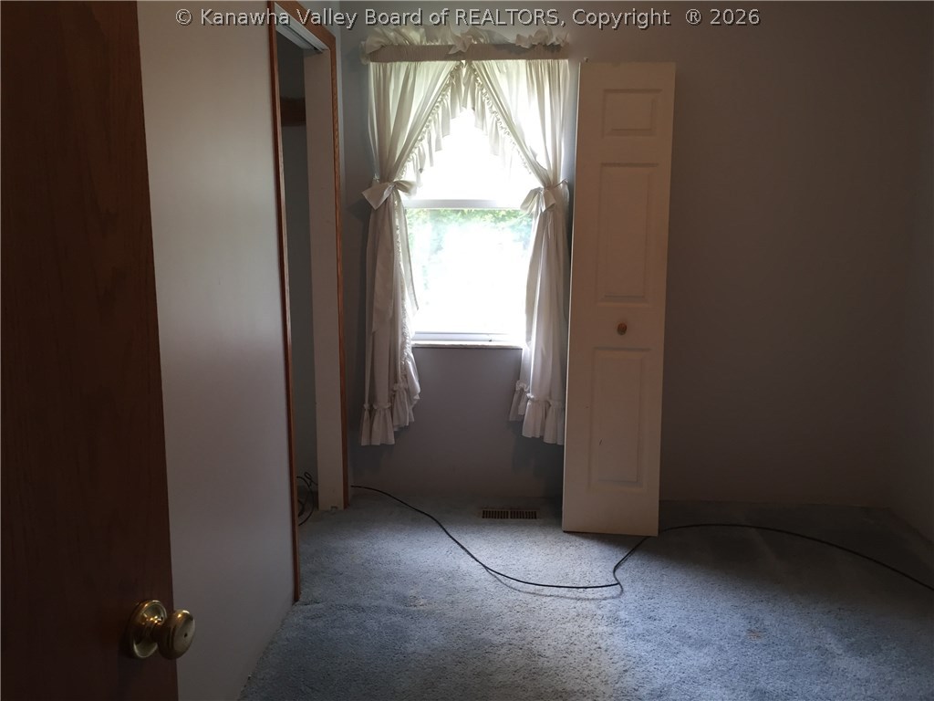 22 High Hollow Road Charleston, WV 25312 - Photo 10 of 28 Gallery Image 10