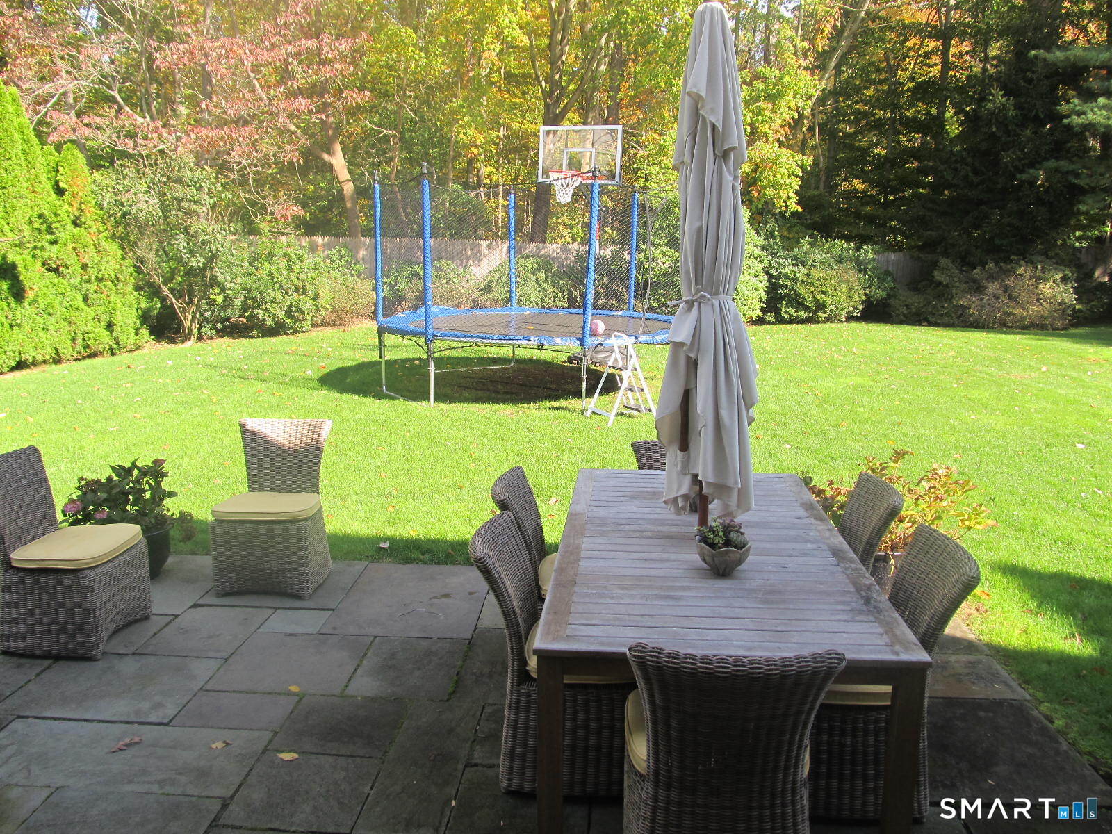 47 Barringer Road Darien, CT 06820 - Photo 15 of 37