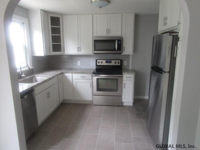 2901 Windermere Road Schenectady, NY 12304 - Photo 7 of 17 Photo 7