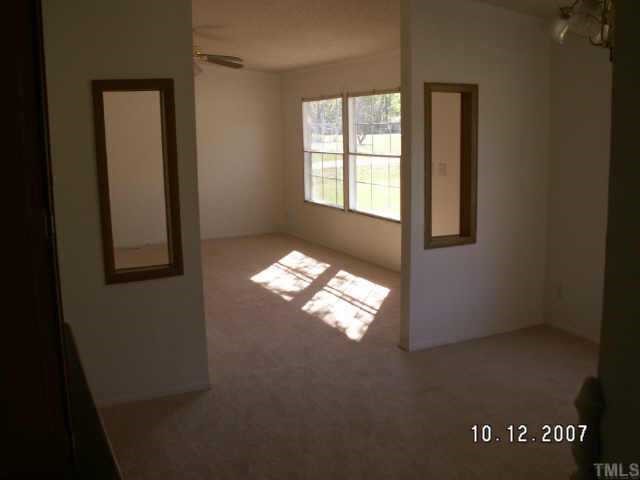 8549 Stephenson Road Apex, NC 27539 - Photo 6 of 10 Gallery Image 6