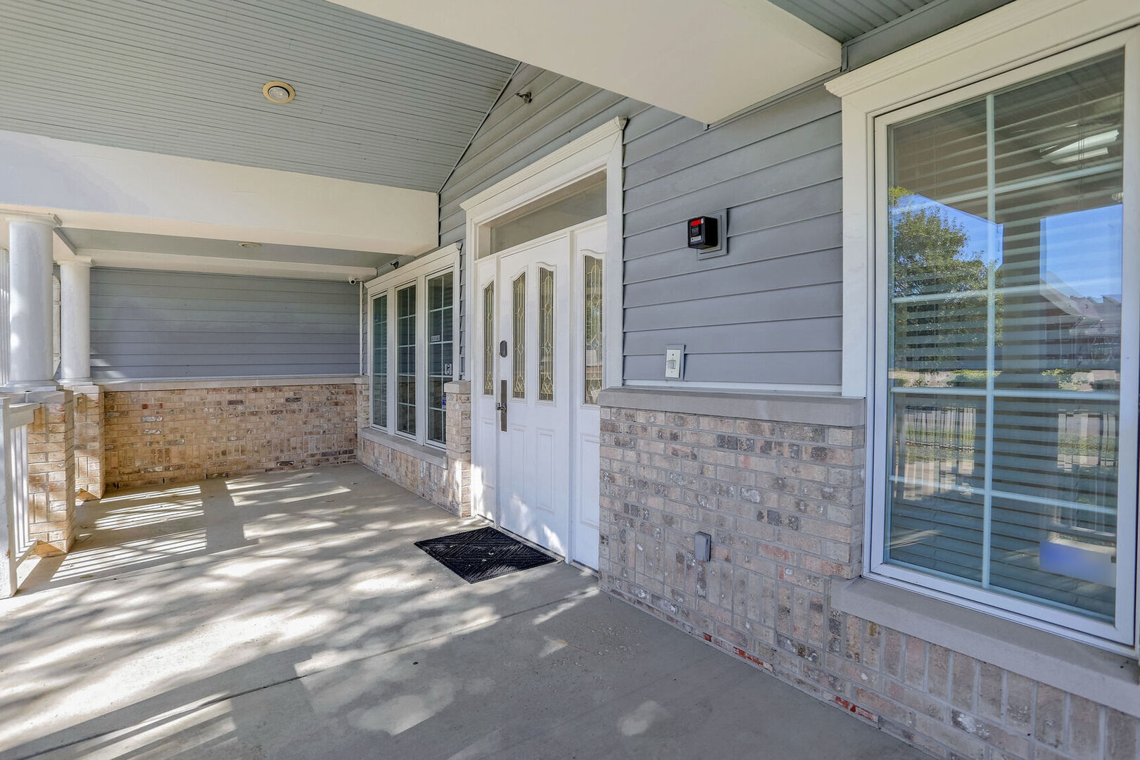 504 East Church Street Champaign, IL 61820 - Photo 5 of 55 a view of front door of house