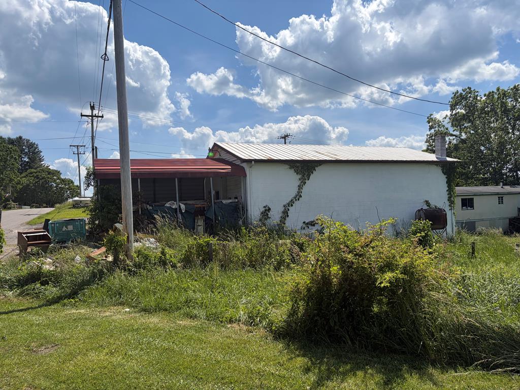 1686 Rescue Road Austinville, VA 24312 - Photo 1 of 16 Gallery Image 1