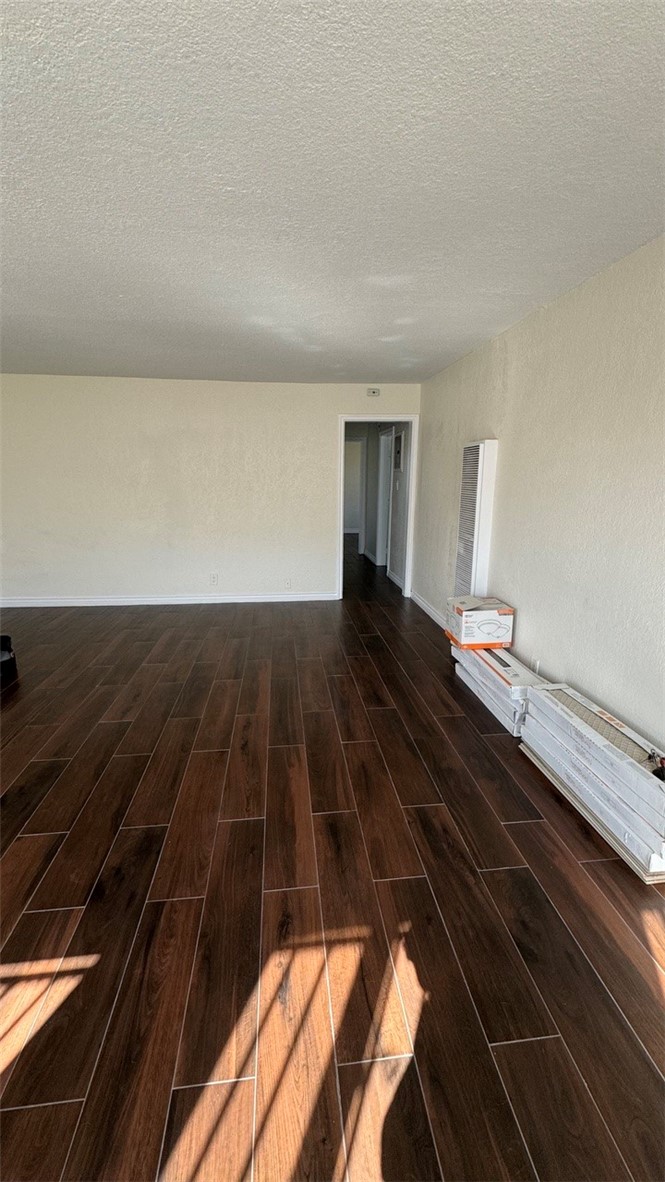 1041 West Reeve Street Compton, CA 90220 - Photo 17 of 18 Unit 4 LR