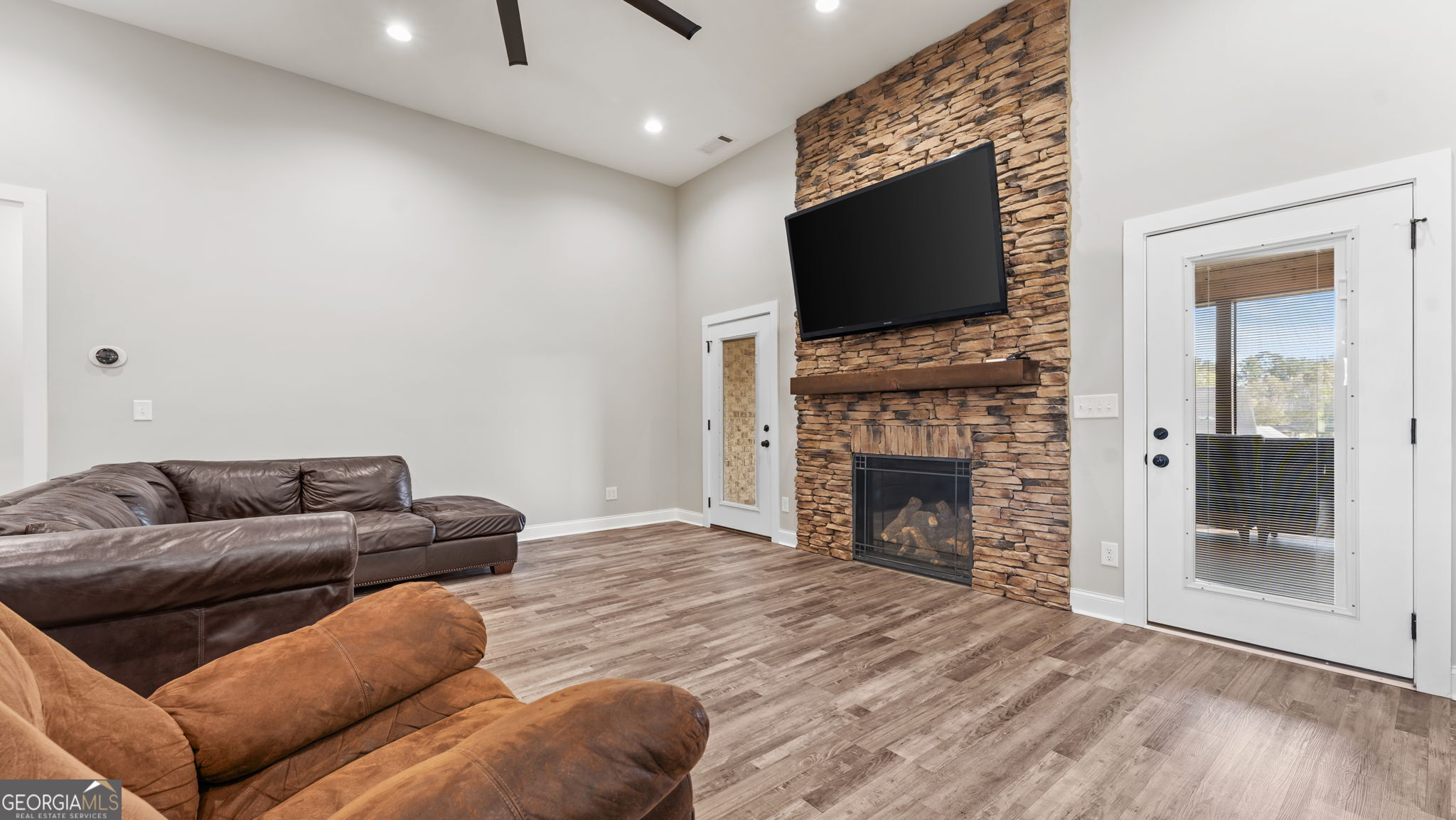 8 Hitchin Post Drive Northwest Rome, GA 30165 - Photo 4 of 40