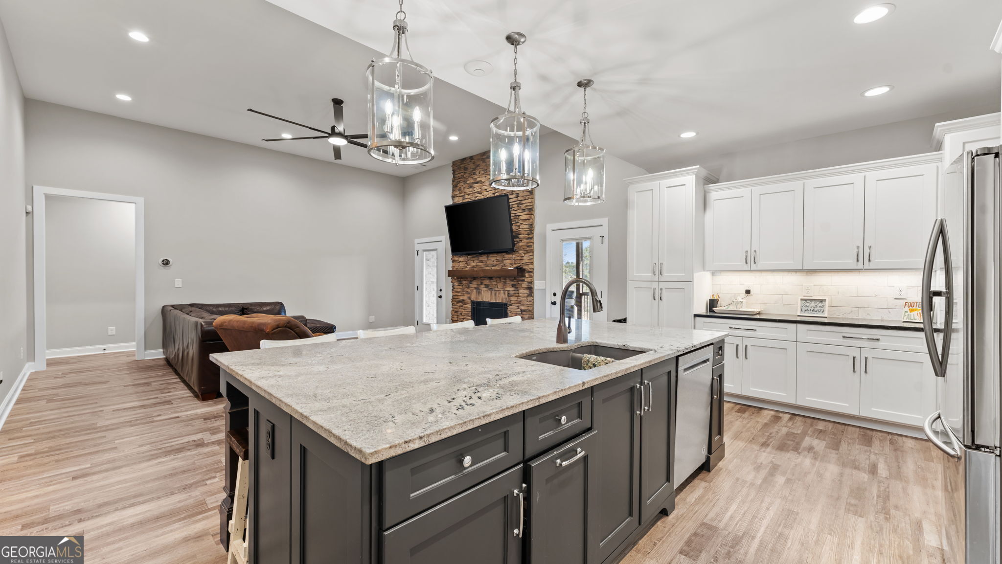 8 Hitchin Post Drive Northwest Rome, GA 30165 - Photo 7 of 40