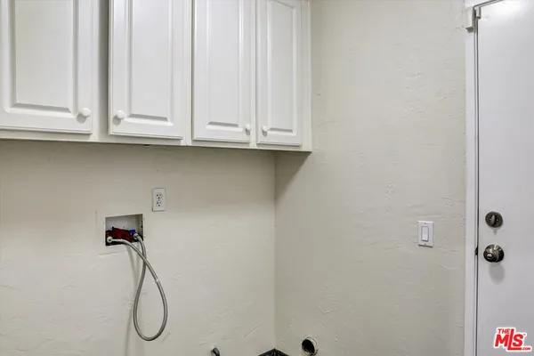 a view of a garage