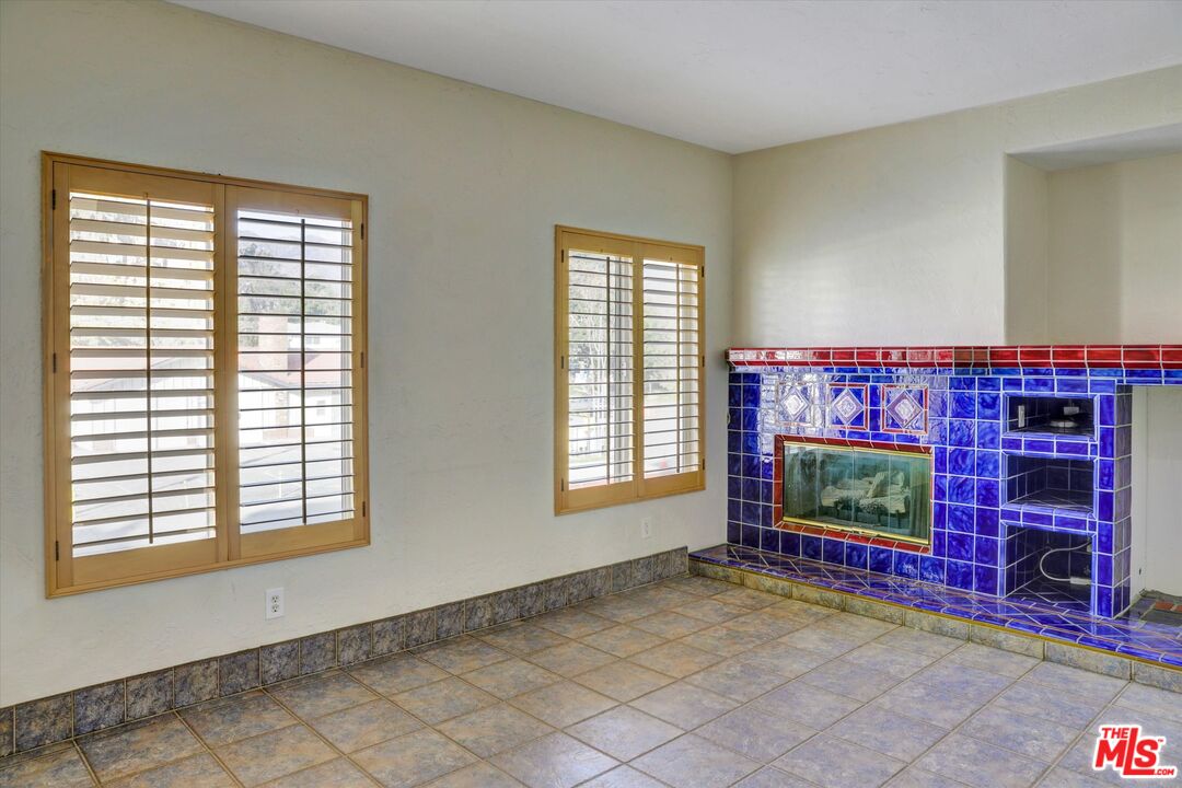 630 East Walnut Street Pasadena, CA 91101 - Photo 5 of 25