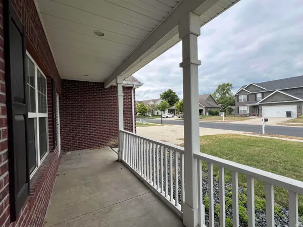 $368,500 | 3158 Crooked Stick Drive, Kokomo, IN 46902