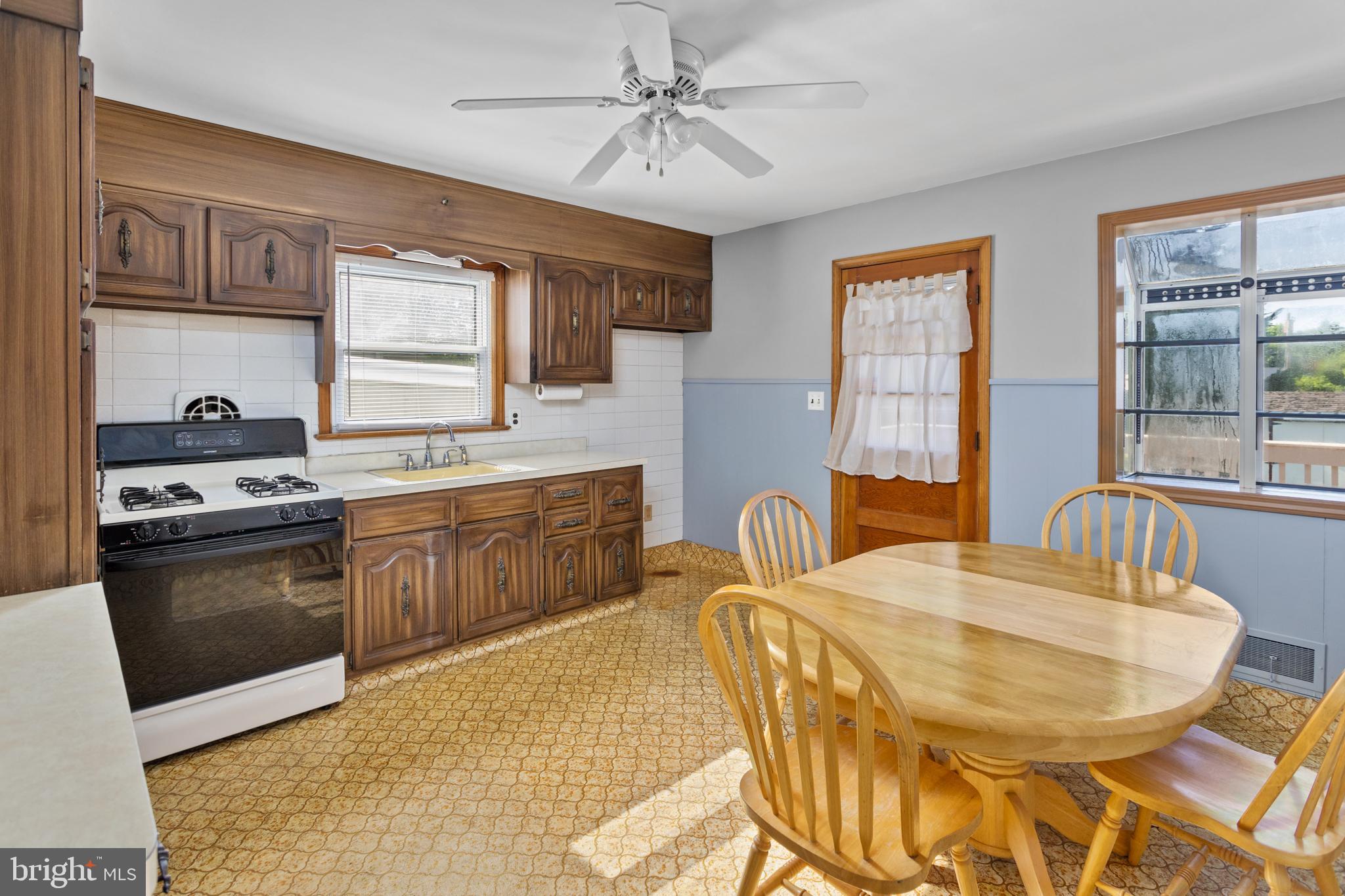 20 Doreen Road Hamilton, NJ 08690 - Photo 7 of 25 Kitchen