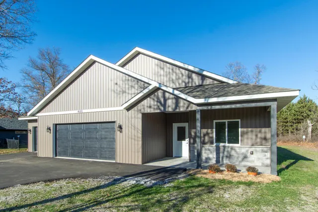 $479,900 | 4680 Cedar Scenic Road, Baxter, MN 56425