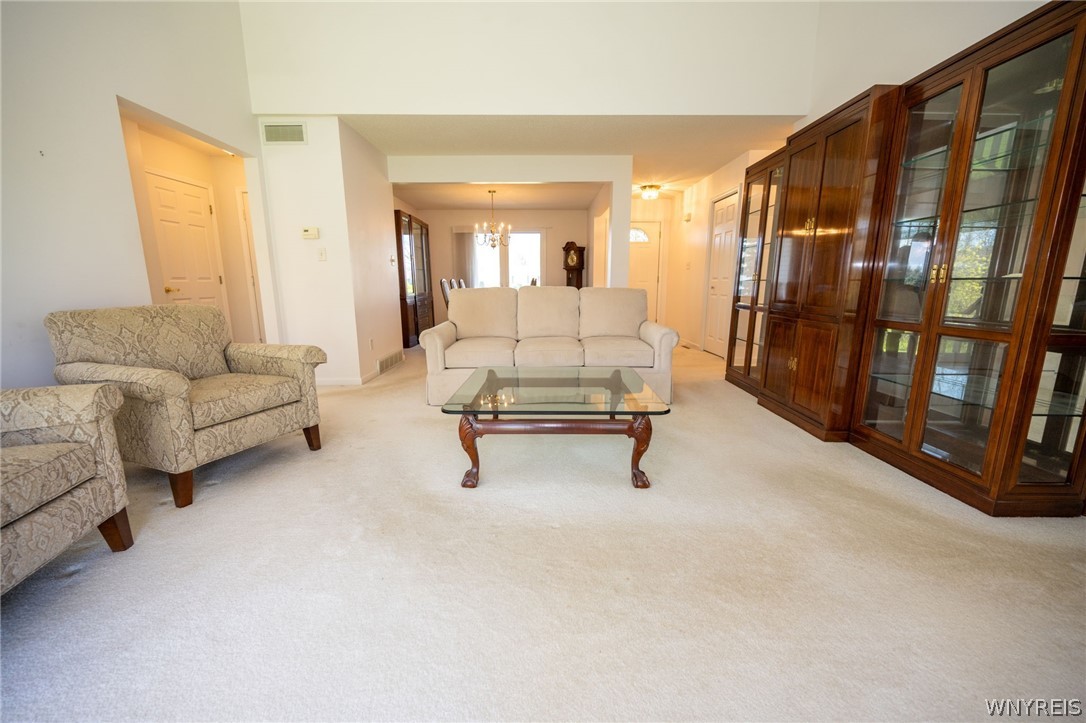 9 Alexander Parkway Pendleton, NY 14120 - Photo 12 of 45