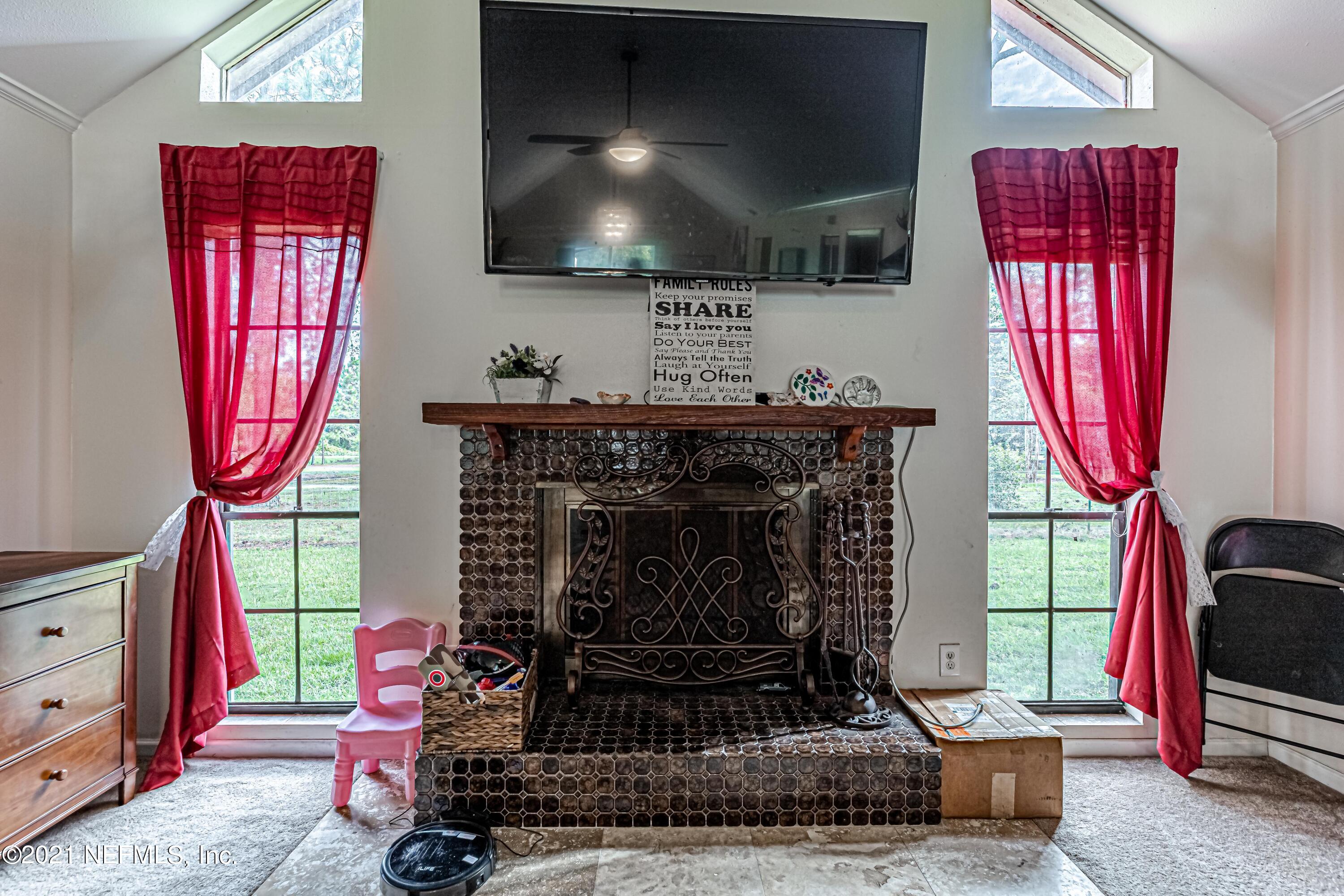 3255 County Road 208 St. Augustine, FL 32092 - Photo 8 of 45 6-Fireplace