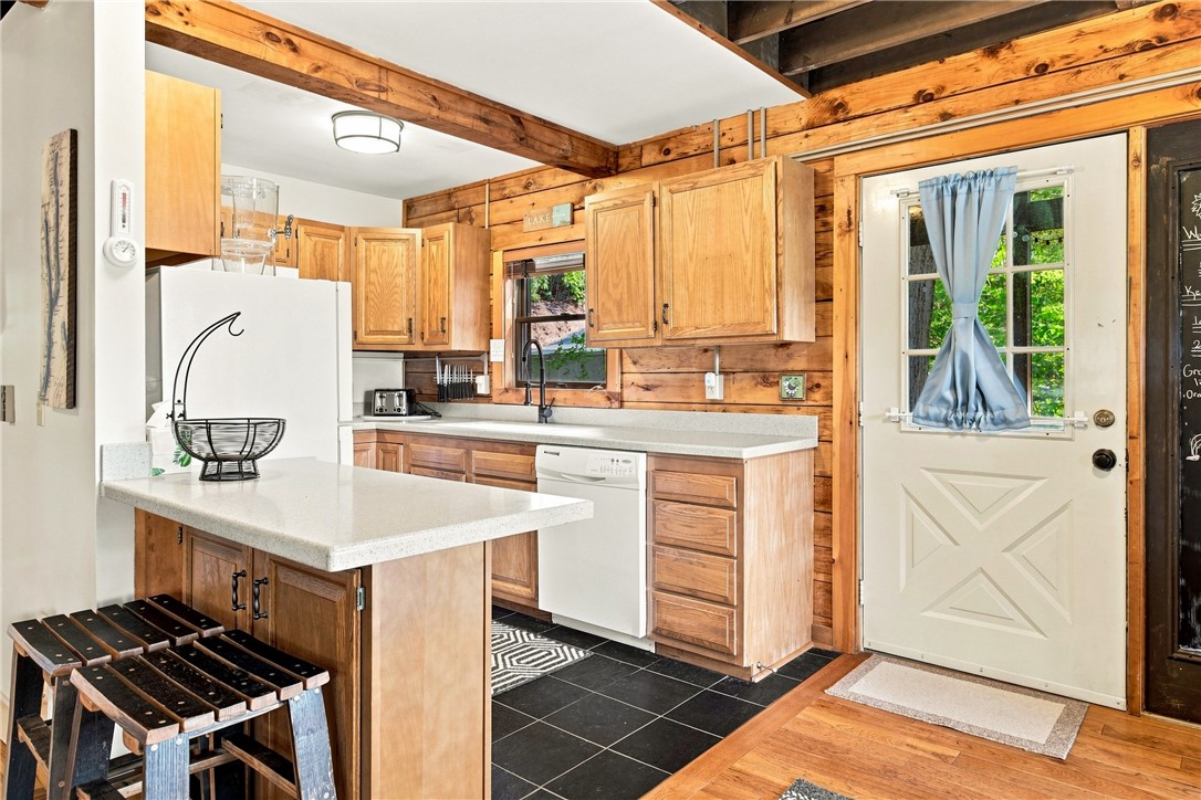 11396 East Lake Road Wayne, NY 14840 - Photo 10 of 38 Gallery Image 10