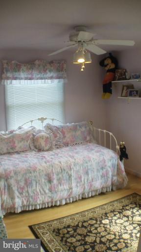 7824 Linthicum Road Pasadena, MD 21122 - Photo 10 of 21 Bedroom