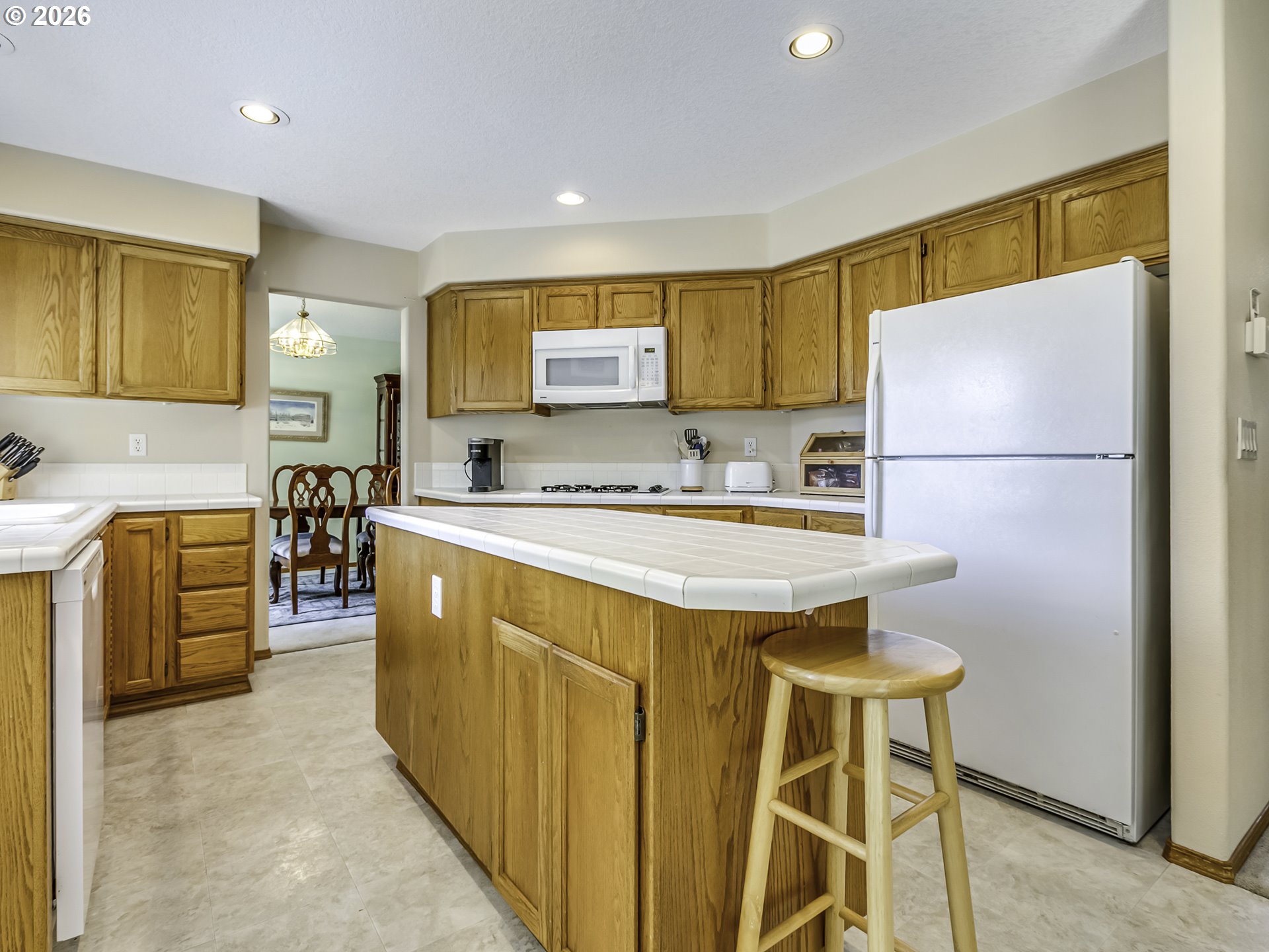 3371 Southwest Redfern Place Gresham, OR 97080 - Photo 19 of 48