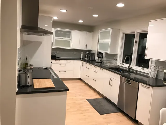 $4,150 | 1872 Mission Hills Lane, Northbrook, IL 60062