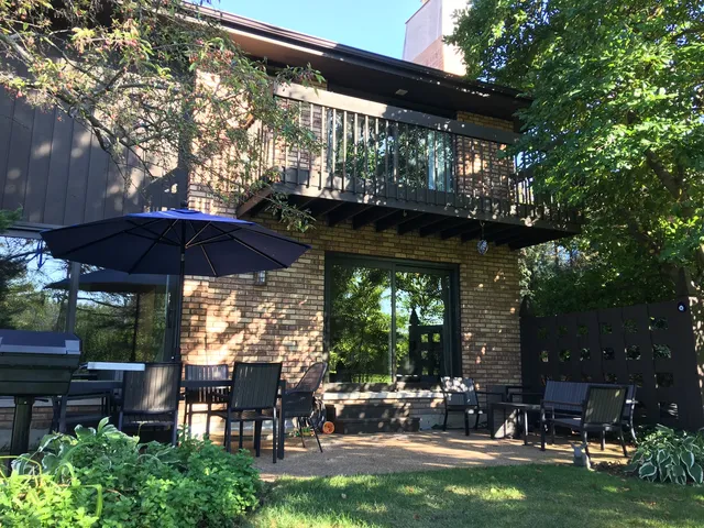 $4,150 | 1872 Mission Hills Lane, Northbrook, IL 60062