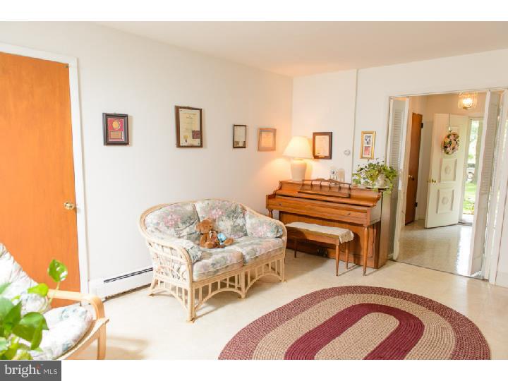106 Summit Road Malvern, PA 19355 - Photo 11 of 24 Family Room